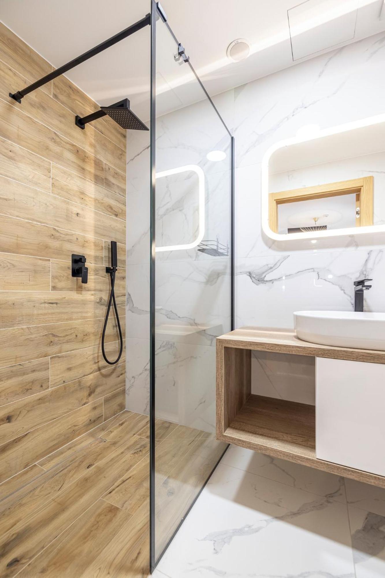 Rent Like Home - Apartamenty W Deo Plaza 格但斯克 外观 照片