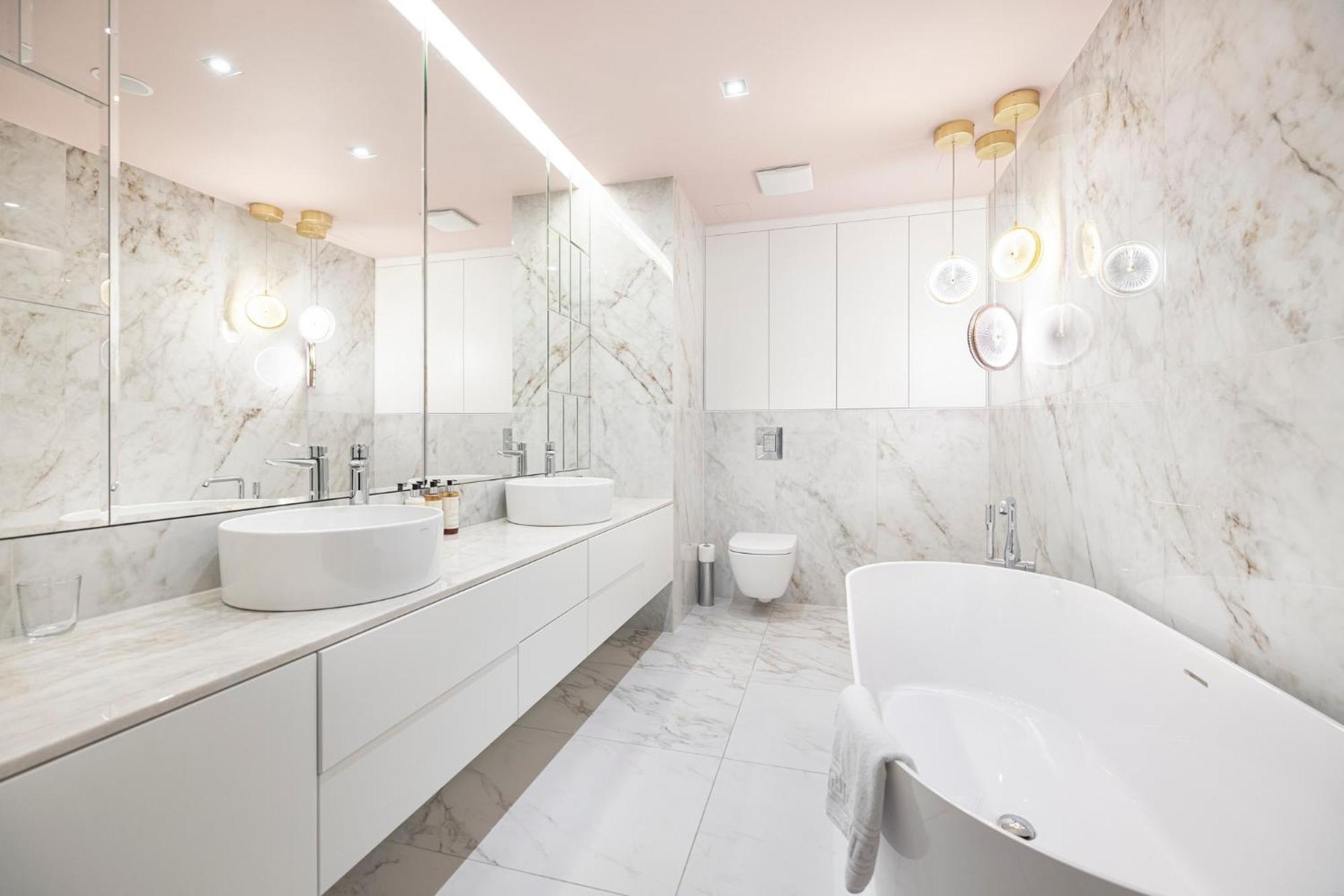 Rent Like Home - Apartamenty W Deo Plaza 格但斯克 外观 照片
