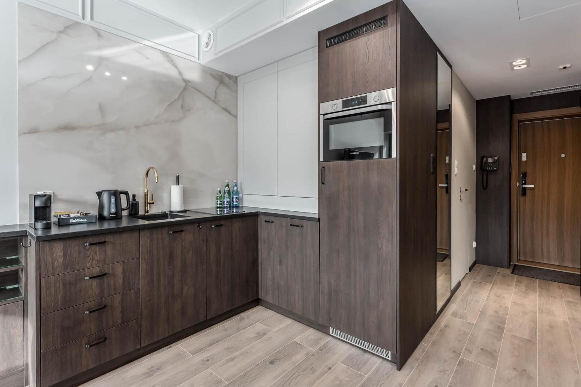 Rent Like Home - Apartamenty W Deo Plaza 格但斯克 外观 照片