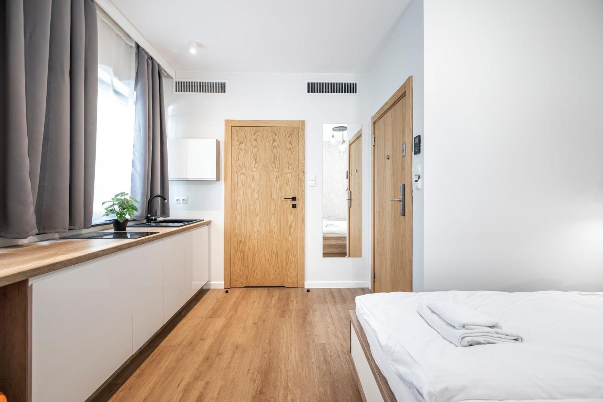 Rent Like Home - Apartamenty W Deo Plaza 格但斯克 外观 照片
